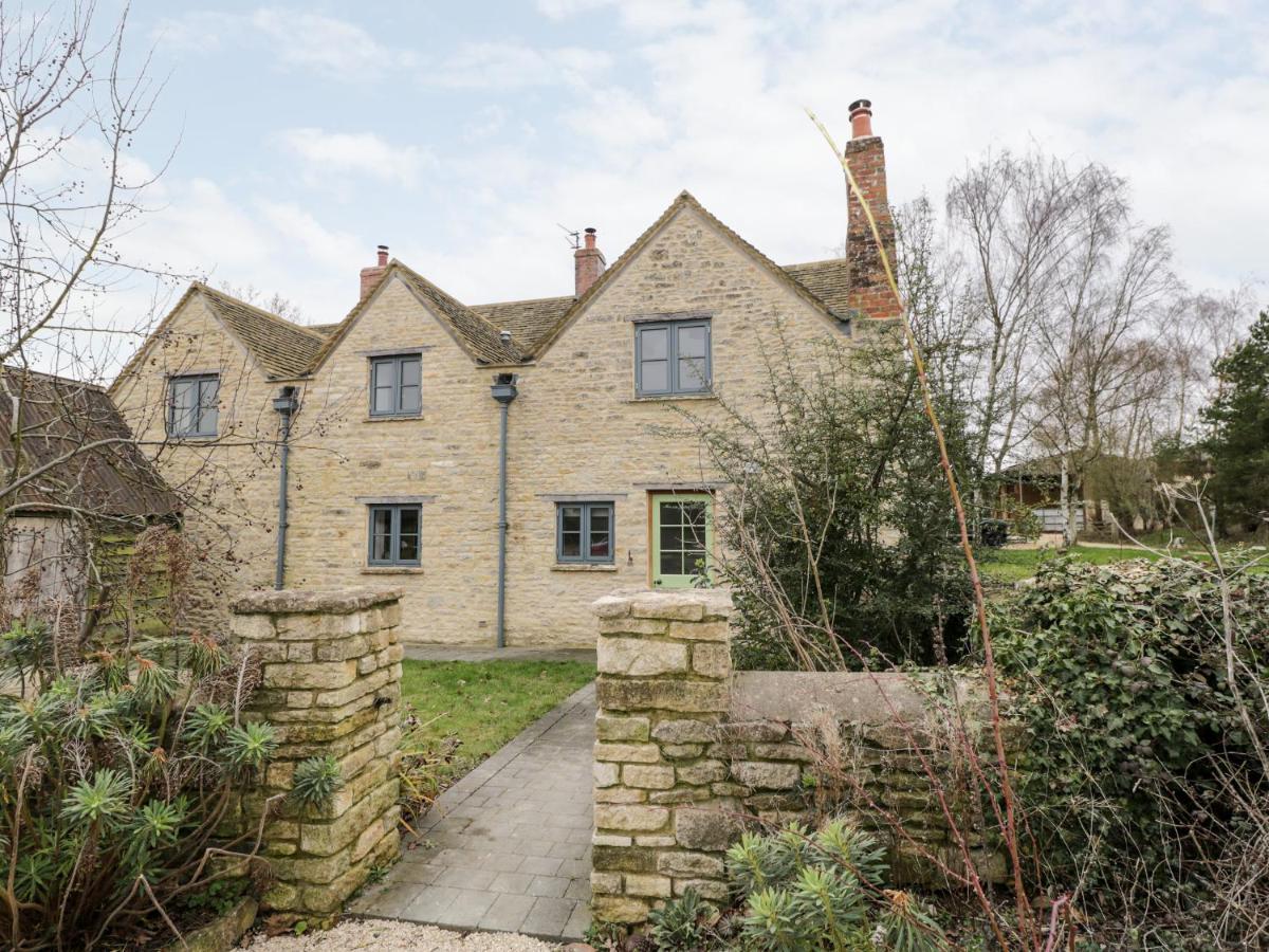 High Cogges Farm Holiday Cottages Witney Exterior foto